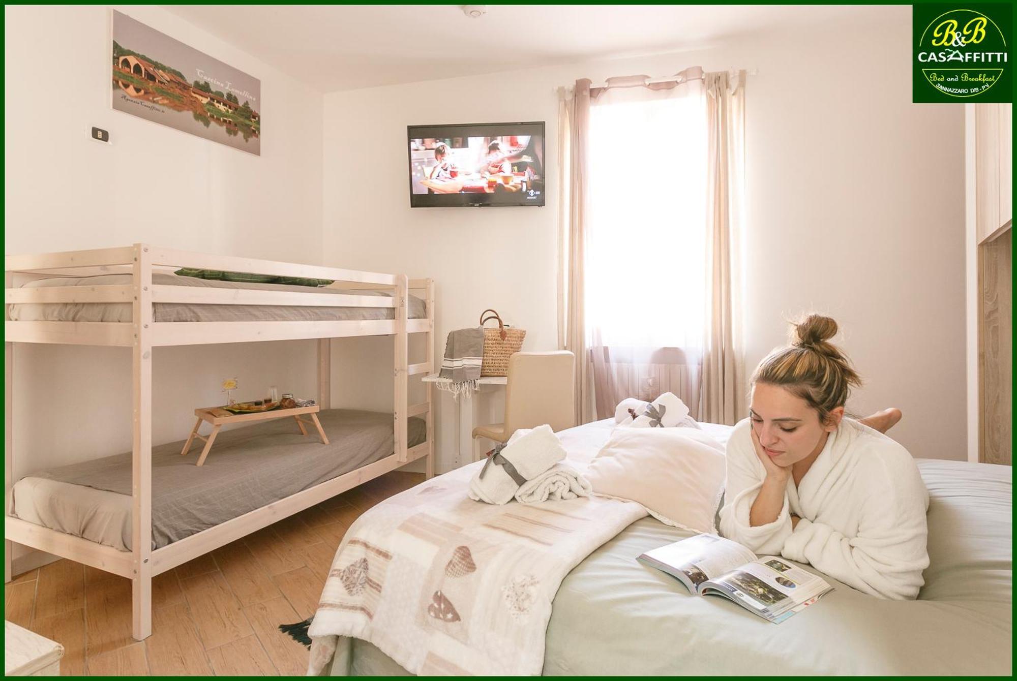 B&B Casaffitti Sannazzaro de' Burgondi Bagian luar foto