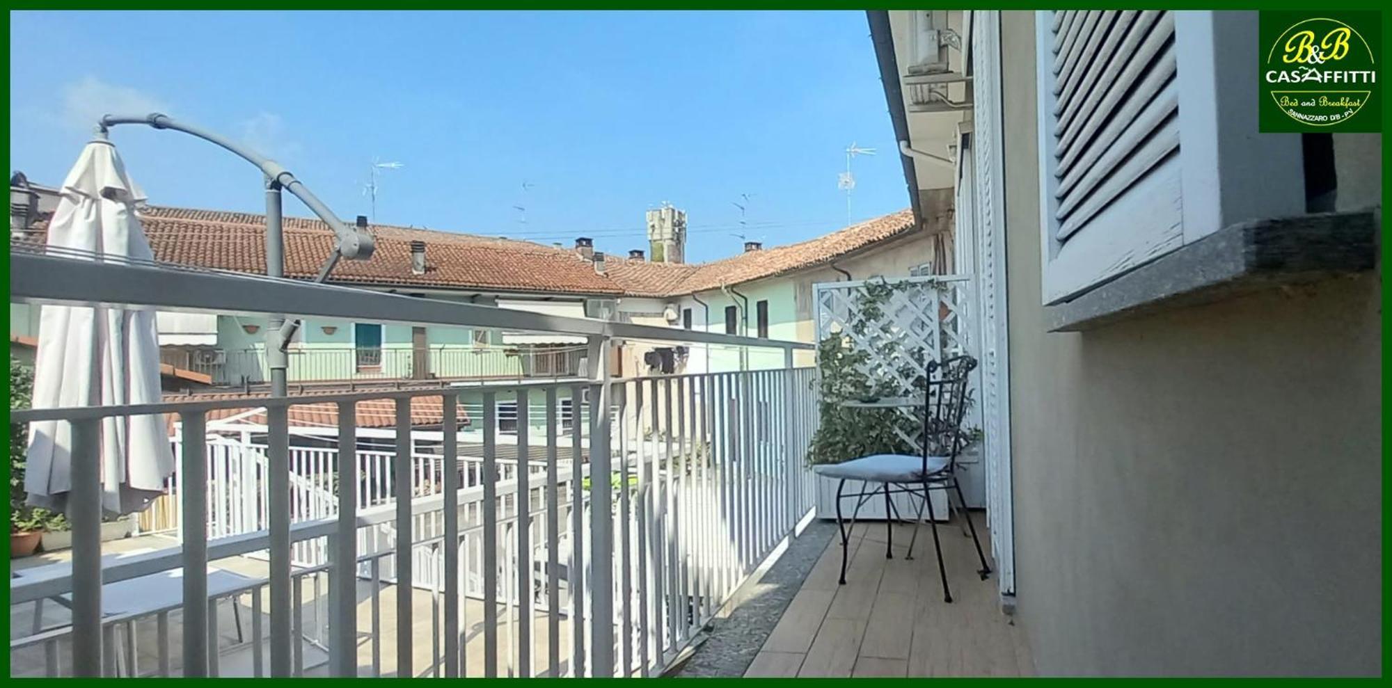 B&B Casaffitti Sannazzaro de' Burgondi Ruang foto